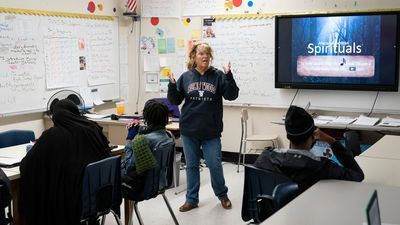 Image for story: Teacher appreciation? Try better pay, more governors say