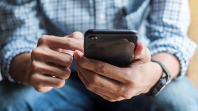 Image for story: Your smartphone may be listening to you: cyber security expert, privacy attorney