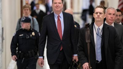 Image for story: Trump calls Comey's deleted post an 'assassination threat'