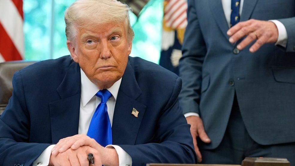 Image for story: Supreme Court rejects Trump administration's bid to expedite deportations of Venezuelans