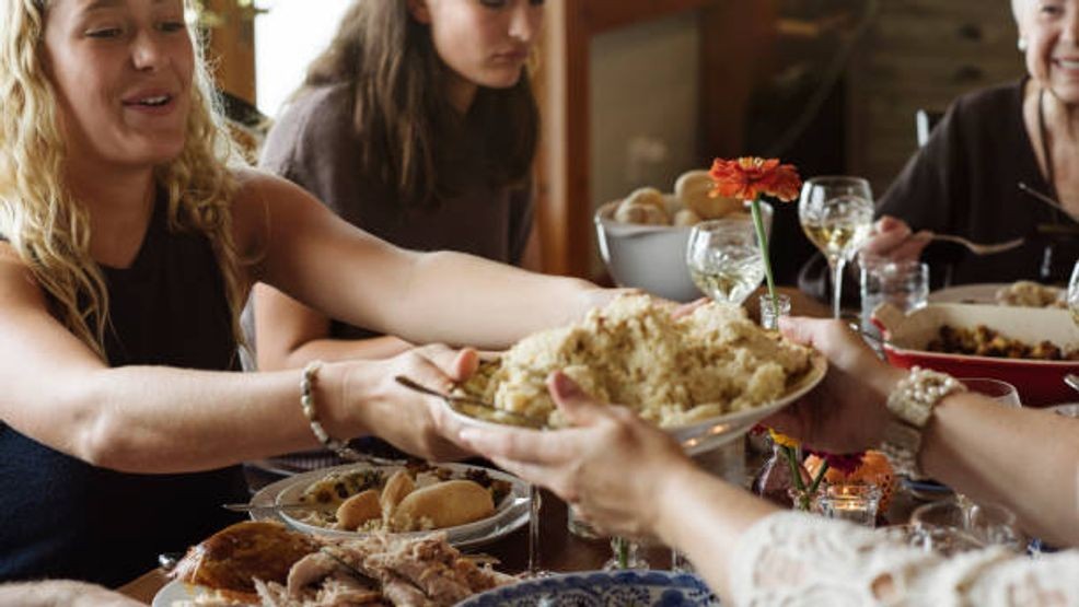 Image for story: POLL: What time do you eat Thanksgiving dinner?