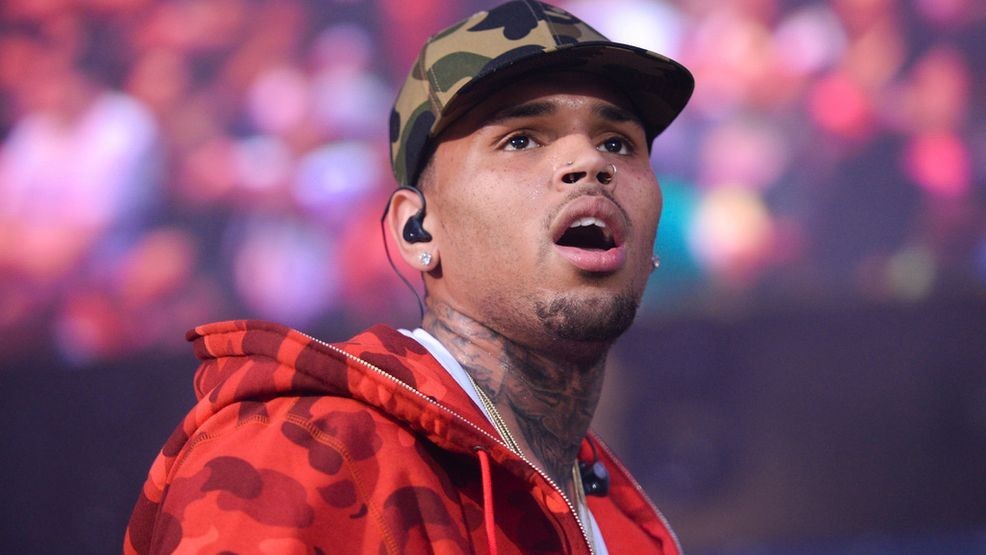 Image for story: Chris Brown arrested in England for alleged 2023 nightclub assault with a bottle