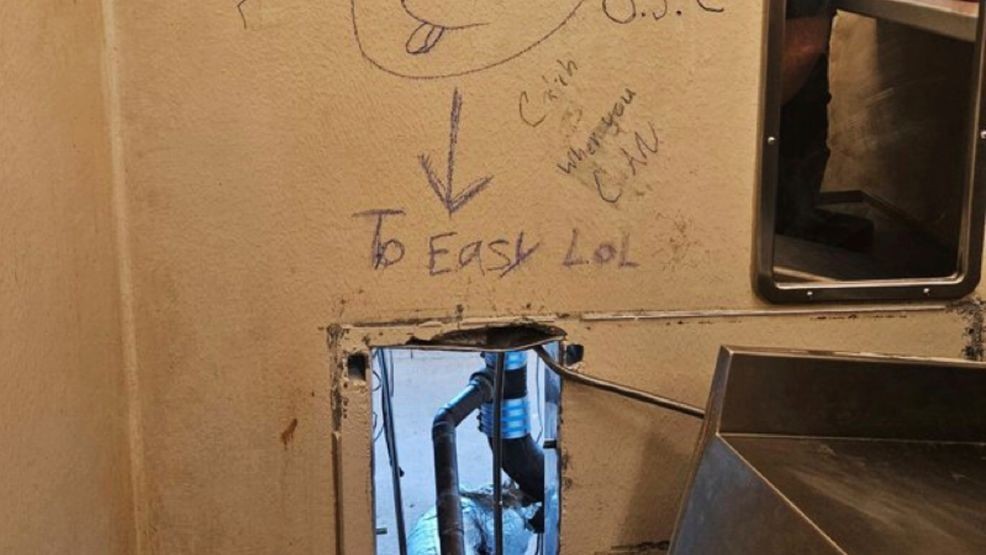 Image for story: Ten inmates escape New Orleans jail through toilet hole, sparking massive manhunt