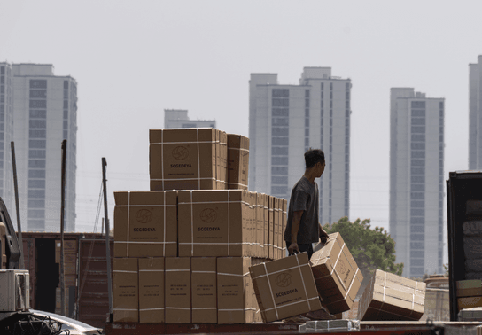 Image for story: Trump tariffs latest updates: Tax on small-dollar goods from China drops to 54%