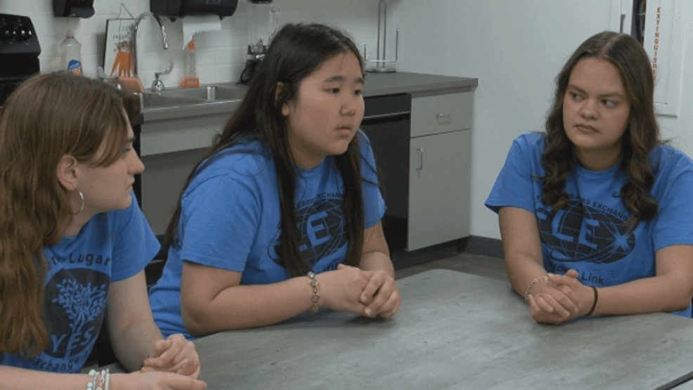 Image for story: Bushland High seeks host families for foreign exchange students